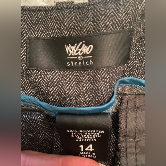 Pinstripe Dress Pants. Size 14 - Picture 3 of 5